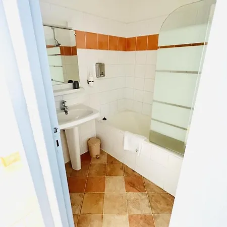 Hotel Rose Des Vents